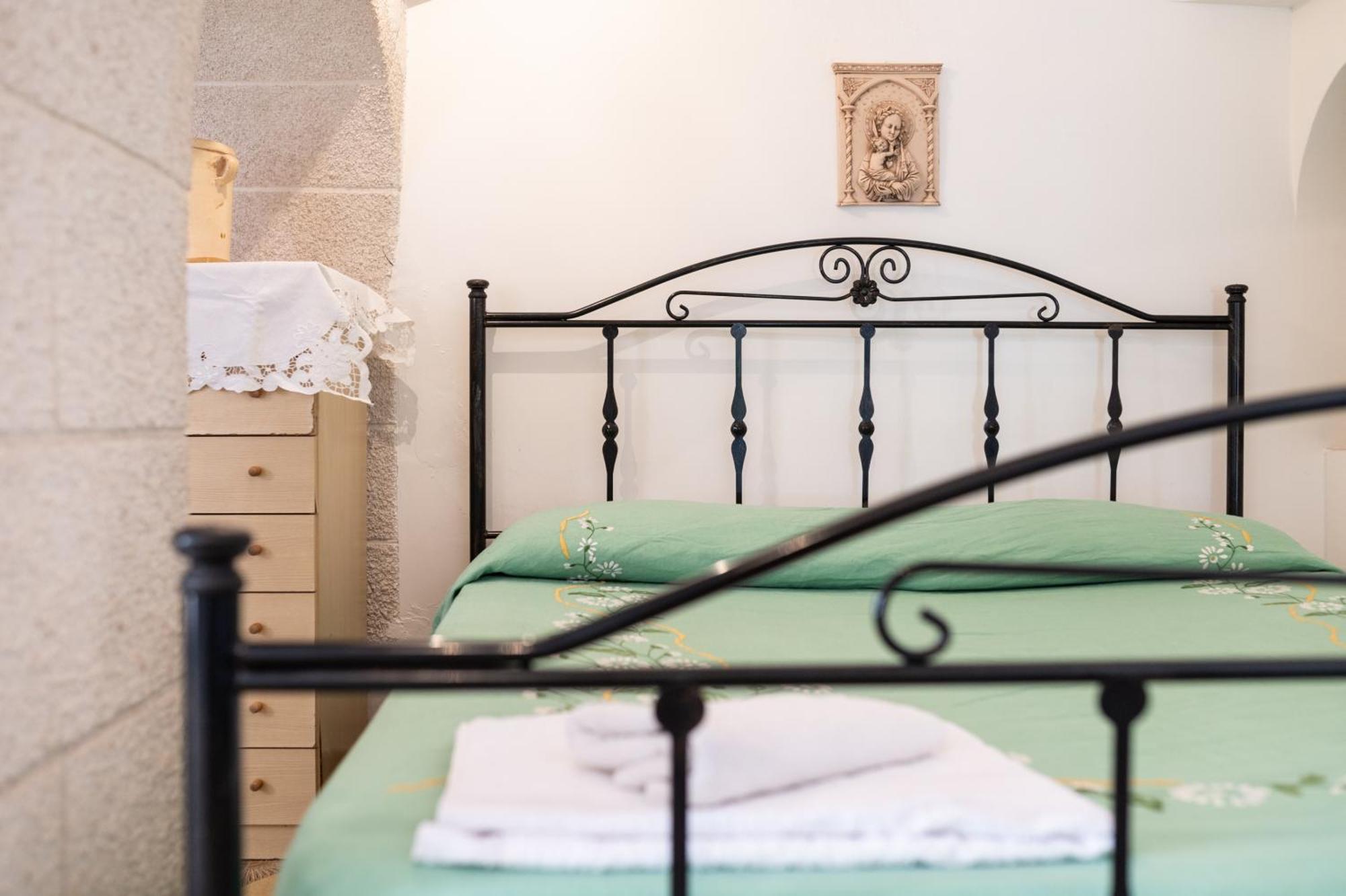 Вилла Trullo La Quercia Остуни Экстерьер фото