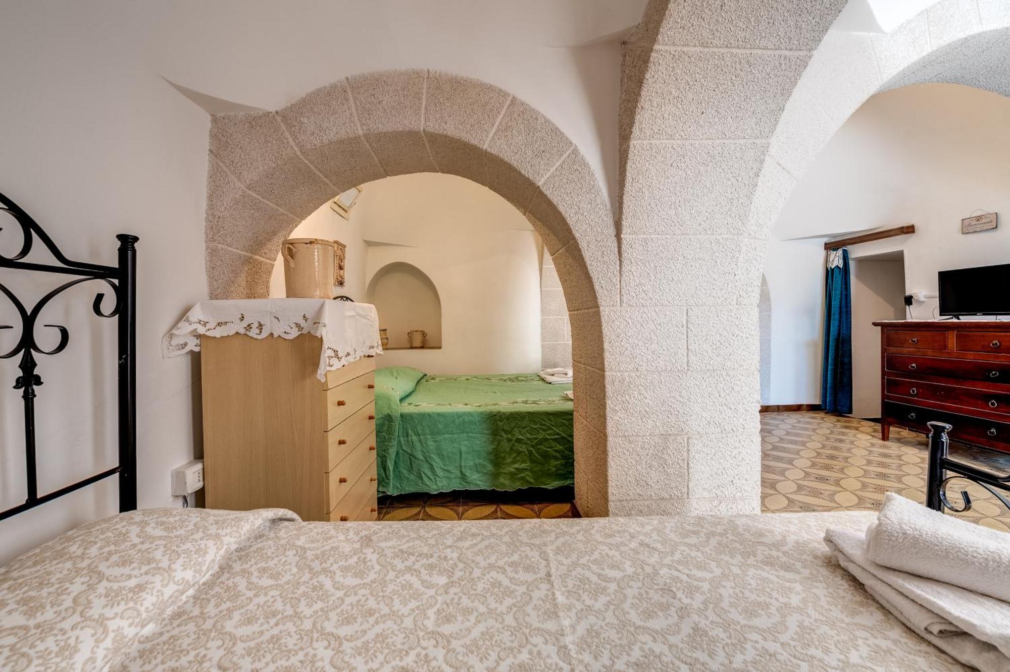 Вилла Trullo La Quercia Остуни Экстерьер фото